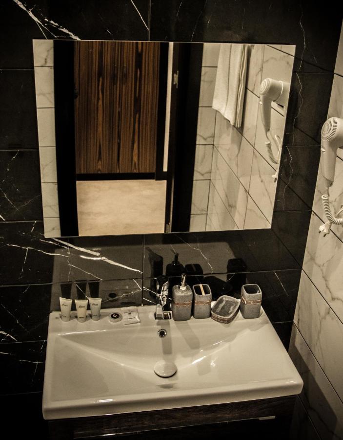 Hillmond Hotel Baky Esterno foto