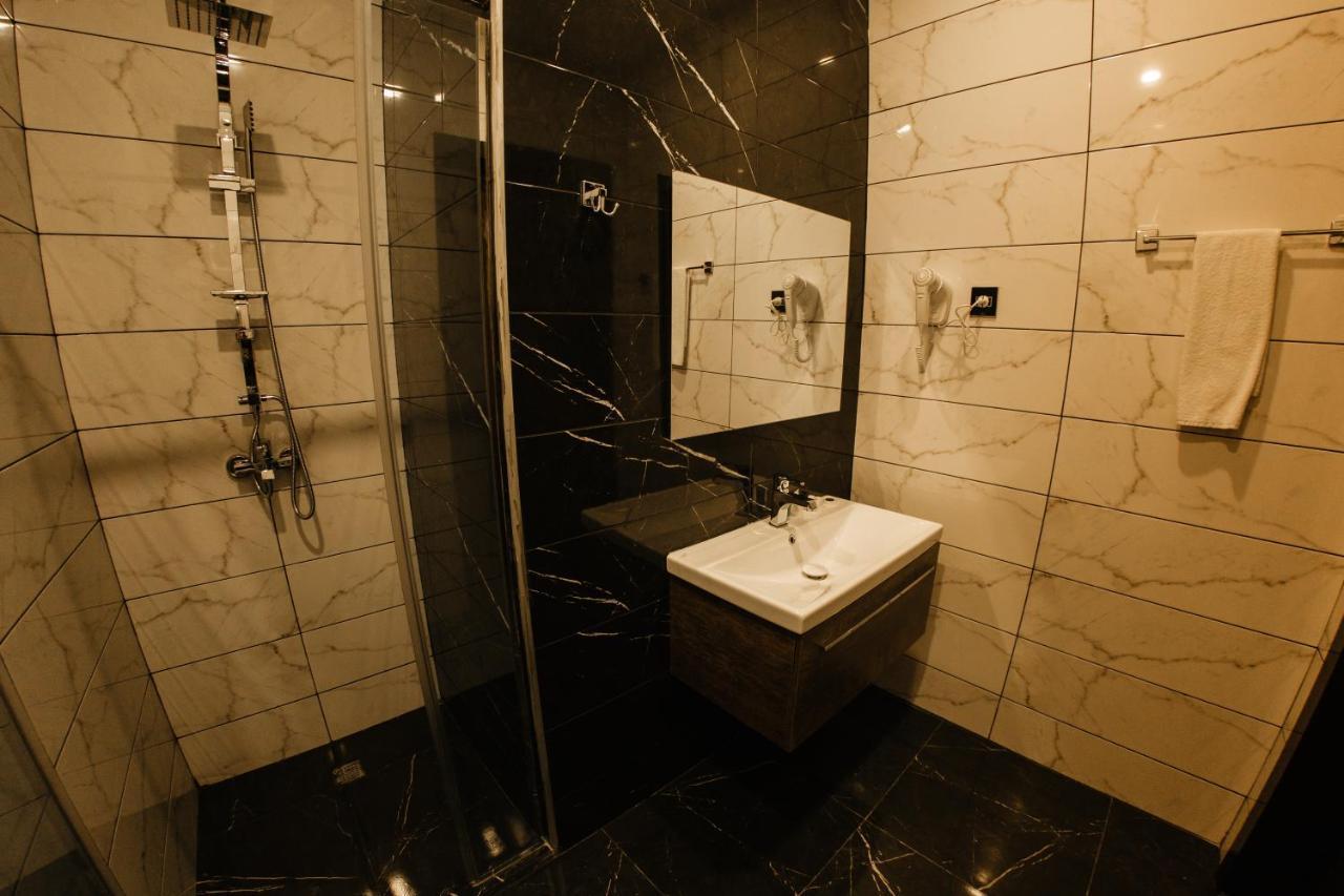 Hillmond Hotel Baky Esterno foto