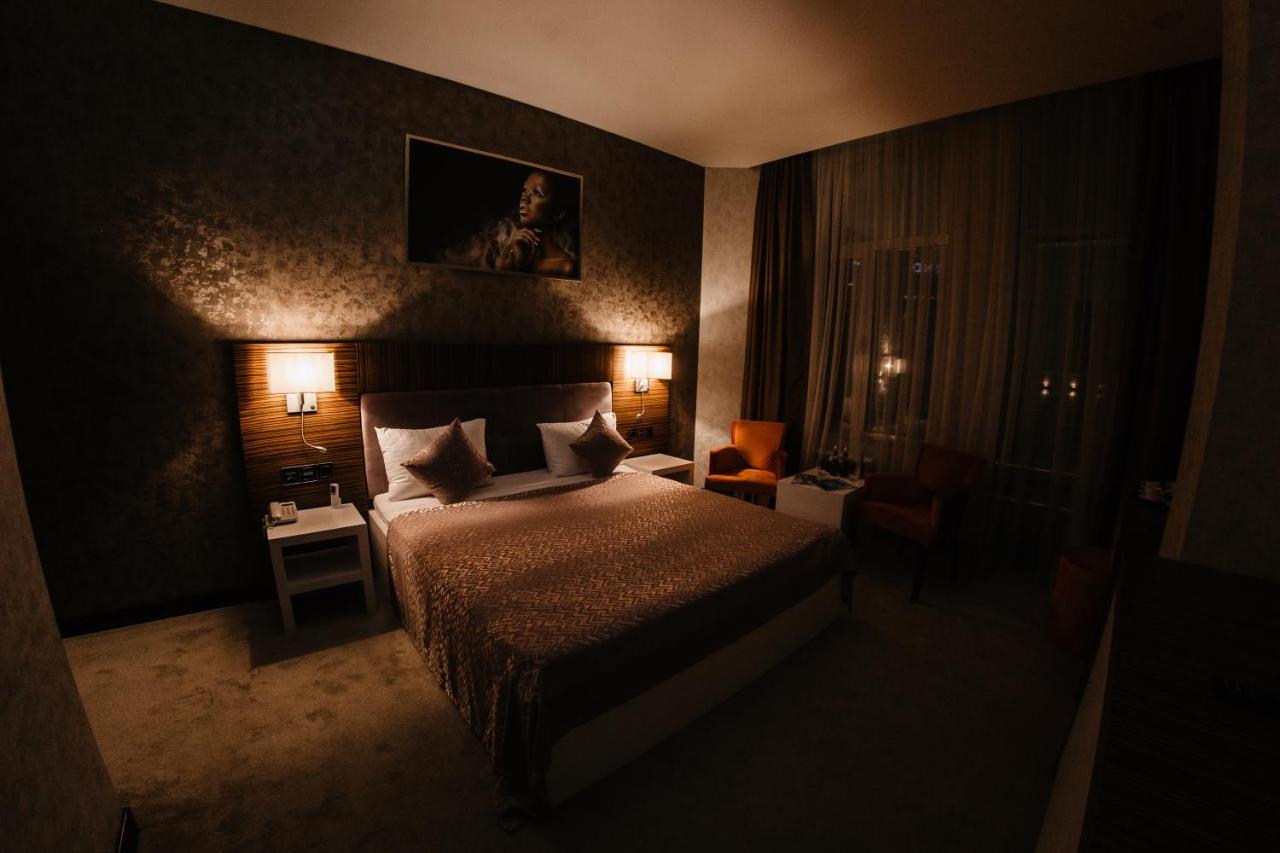 Hillmond Hotel Baky Esterno foto