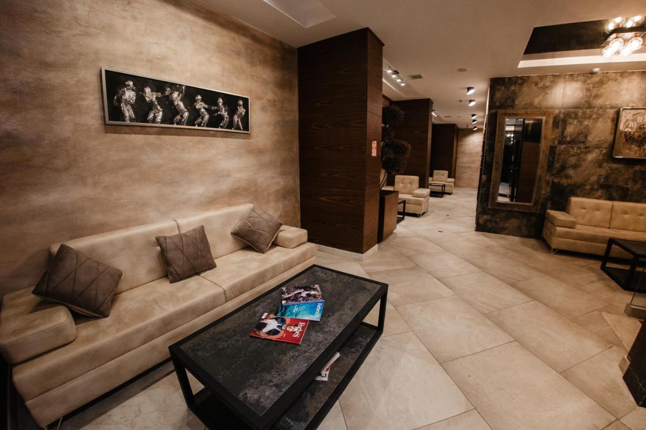 Hillmond Hotel Baky Esterno foto
