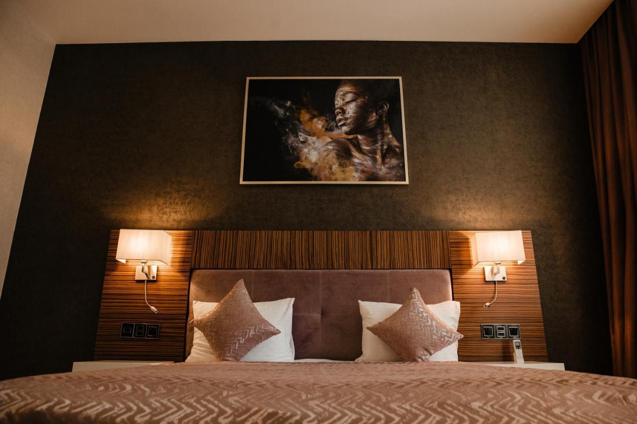 Hillmond Hotel Baky Esterno foto